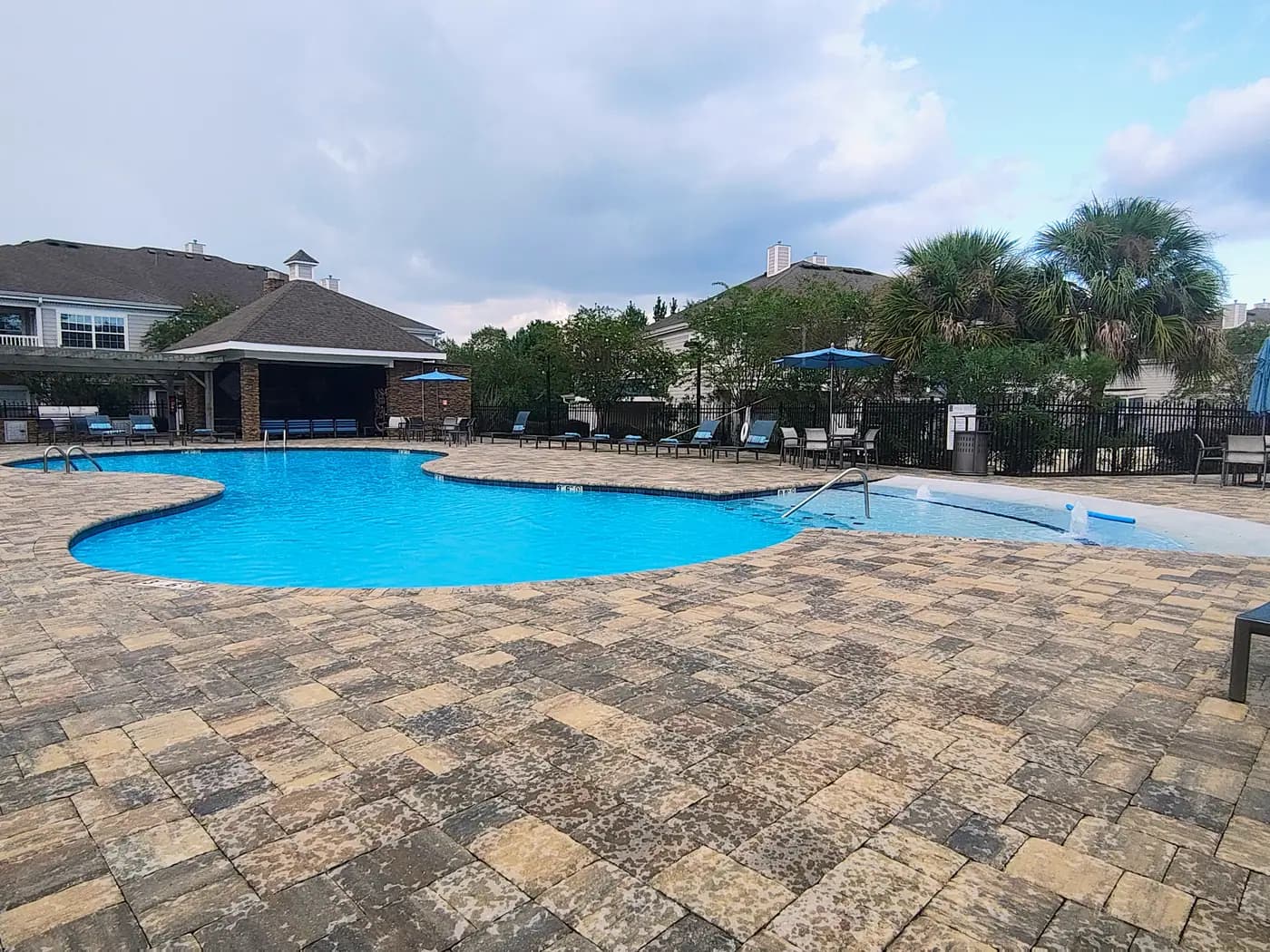 Resort-style pool at 61Ninety West in West Mobile