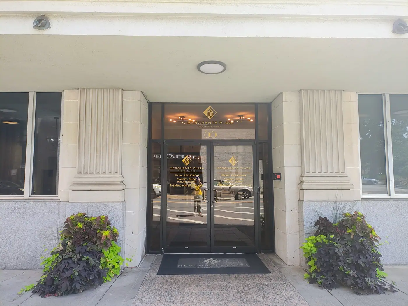 Lobby entrance at Merchants Plaza