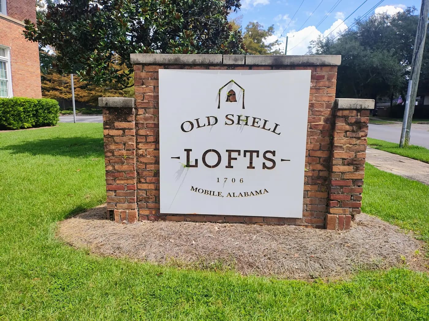 Old Shell Lofts entrance sign on Old Shell Road
