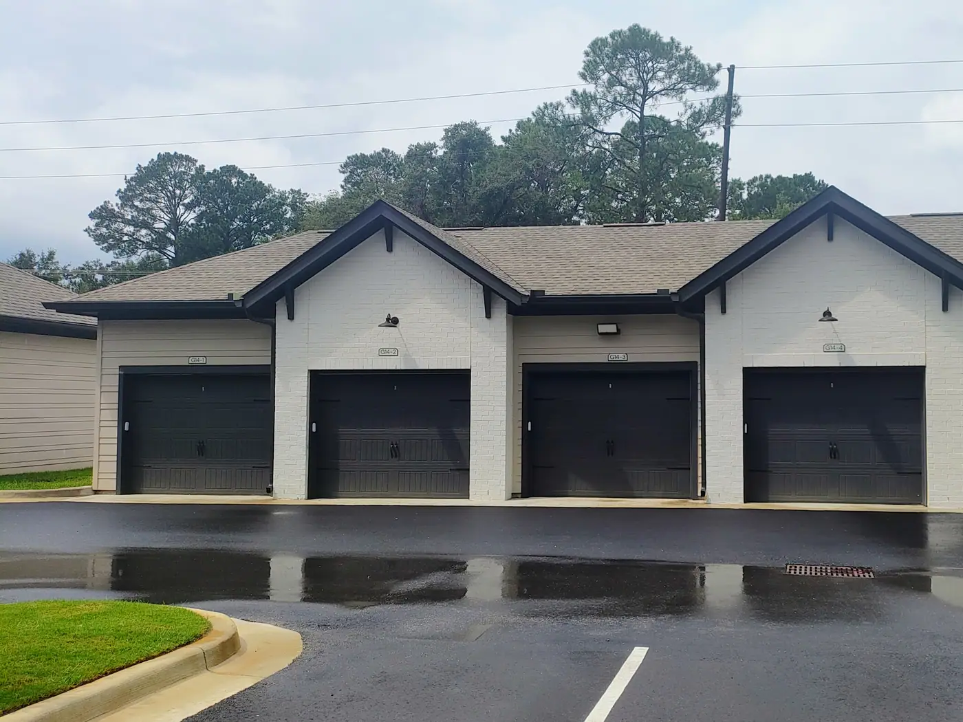 Private garages at The Portier Midtown