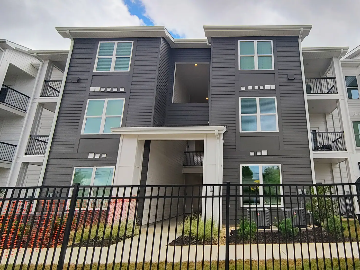 Modern residences at The Waters at McGowin in Midtown Mobile